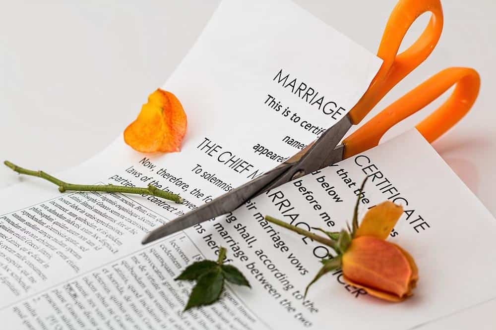 Dlaczego rozwody? W Polsce rozpada się co trzeci związek małżeński!